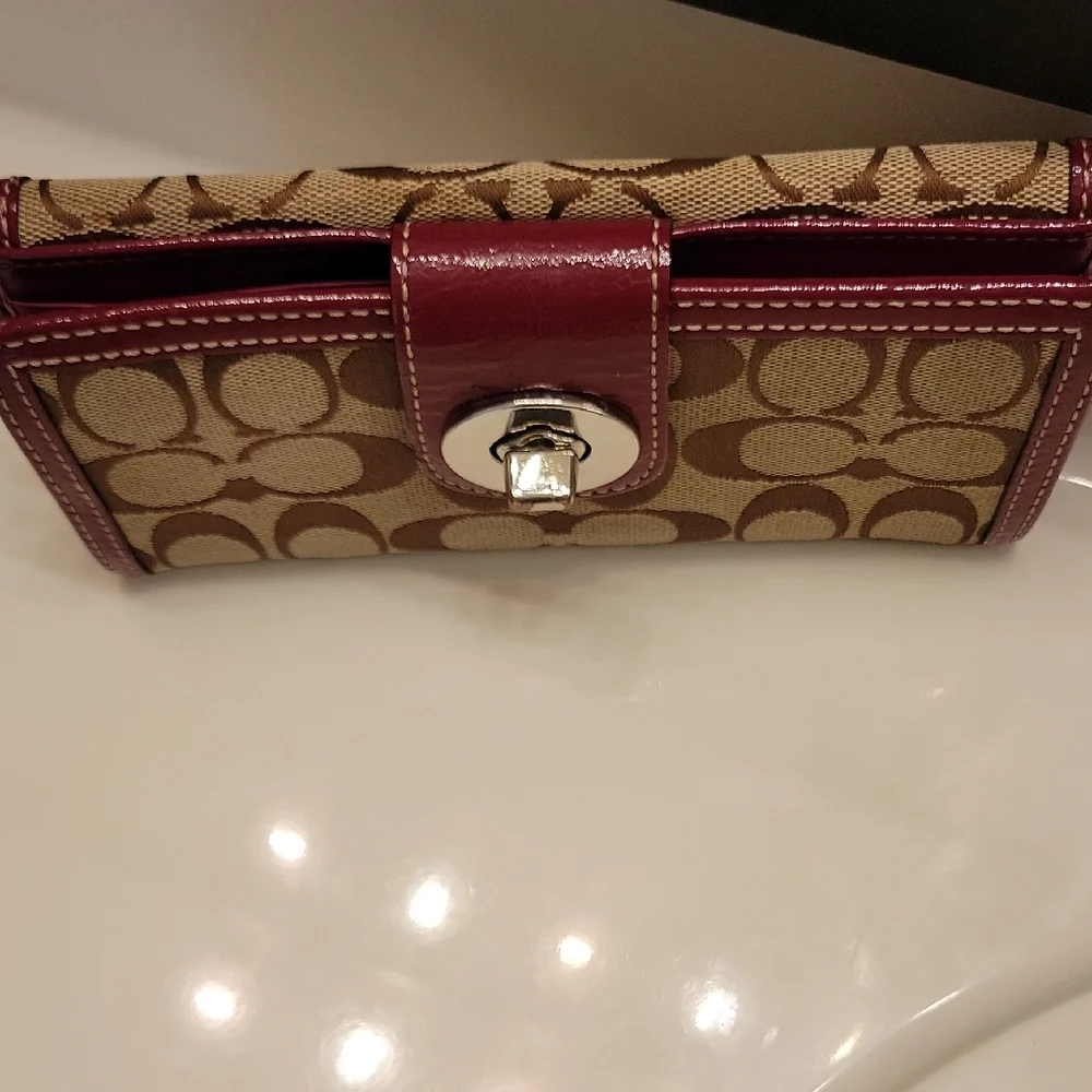 Coach Brown and Burgundy/Pink Wallet Signature Collection - Picture 11 of 14